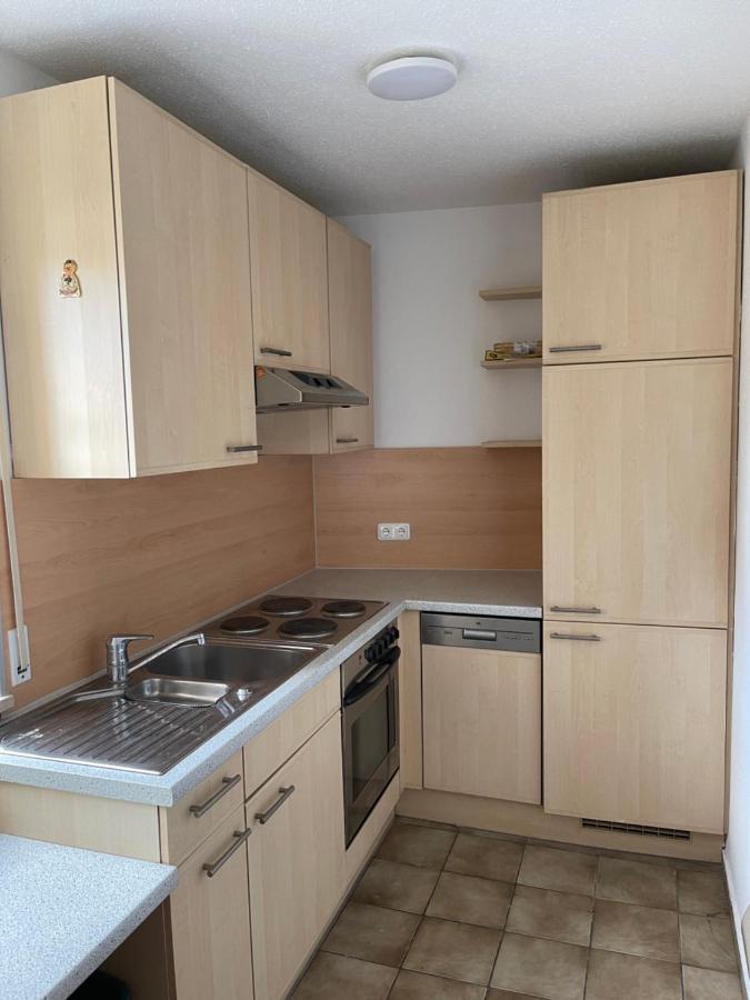 Helle Zwei-Zimmer-Stadt-Wohnung Am Bismarkplatz Mit Tiefgarage Landshut Bagian luar foto